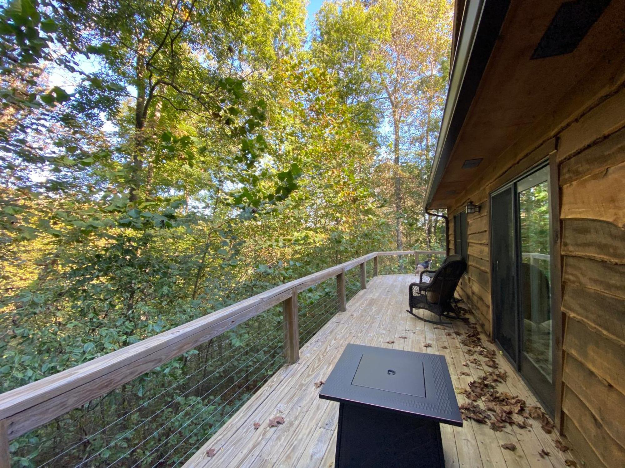 The Treehouse At The Rustic Retreat Hotel Nashville Exterior photo